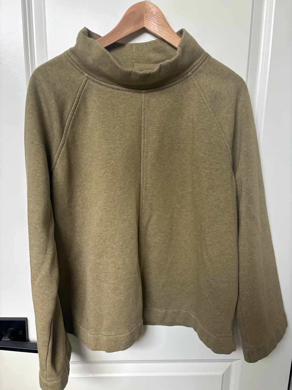 J Jill Olive Green Women's Funnel Neck Sweater Size Small